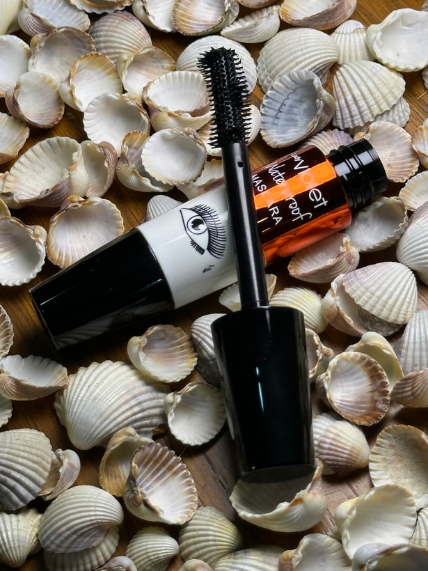 این مدل در کنار بلند کنندگی ،مقداری حجم دهندگی دارد.